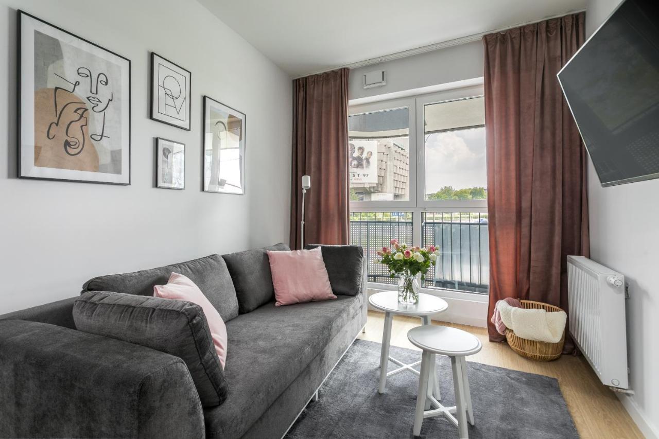 Barska 69 Apartment